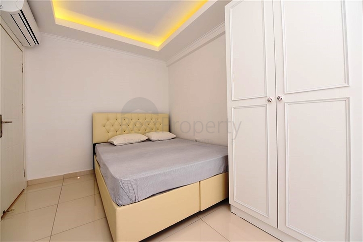 شقق للبيع في مركز الانيا - غرفة وصالة مفروشة - قريبة من شاطئ كليوباترا 