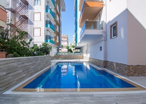 شقق للبيع في مركز الانيا - غرفة وصالة مفروشة - قريبة من شاطئ كليوباترا 