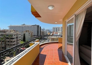 شقة واسعة غرفتين وصالة مفروشة - ضمن مجمع سكني في محمودلار/ الانيا 