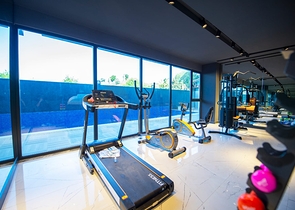 شقة جديدة  - غرفة وصالة مفروشة -ضمن مجمع - في محمودلار / الانيا 