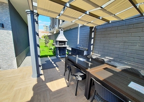 شقة جديدة  - غرفة وصالة مفروشة -ضمن مجمع - في محمودلار / الانيا 