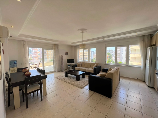 شقة غرفتين وصالة -مفروشة -قريبة من البحر والخدمات -في مهموتلار / الانيا 