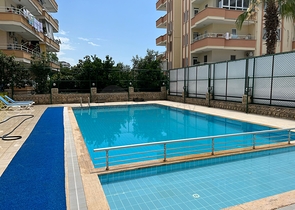 شقة غرفتين وصالة -مفروشة -قريبة من البحر والخدمات -في مهموتلار / الانيا 