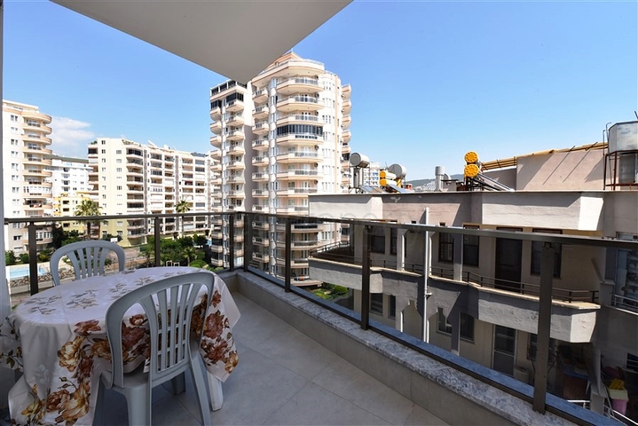 1 + 1 شقة للإيجار 