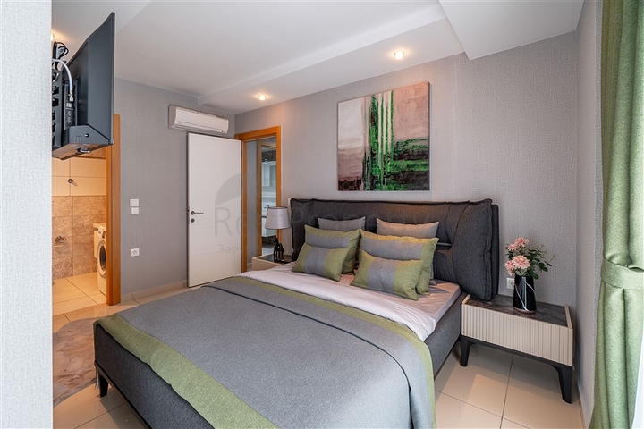 خلف مول الانيوم - شقة غرفة وصالة مفروشة - مجمع فاخر - في جيكجلي / الانيا 