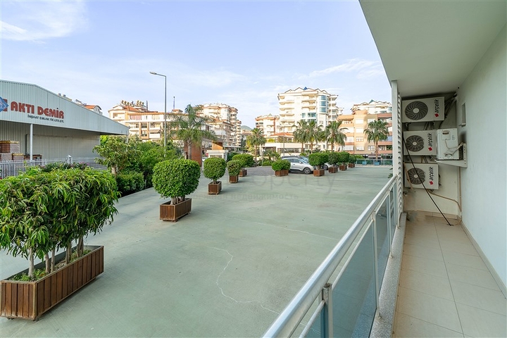 خلف مول الانيوم - شقة غرفة وصالة مفروشة - مجمع فاخر - في جيكجلي / الانيا 