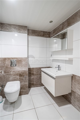 خلف مول الانيوم - شقة غرفة وصالة مفروشة - مجمع فاخر - في جيكجلي / الانيا 