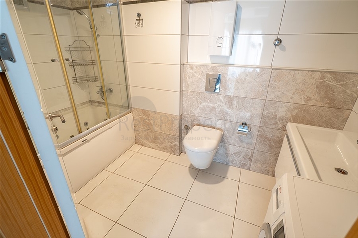 خلف مول الانيوم - شقة غرفة وصالة مفروشة - مجمع فاخر - في جيكجلي / الانيا 