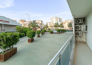 خلف مول الانيوم - شقة غرفة وصالة مفروشة - مجمع فاخر - في جيكجلي / الانيا 