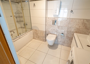 خلف مول الانيوم - شقة غرفة وصالة مفروشة - مجمع فاخر - في جيكجلي / الانيا 