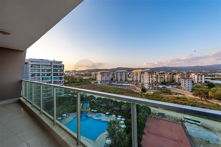 ضمن مجمع سكني عائلي - شقة غرفتين وصالة مفروشة - في افسلار / الانيا 