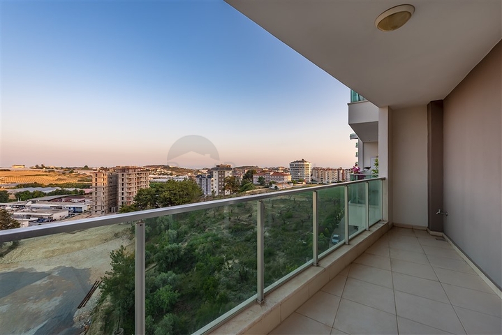 ضمن مجمع سكني عائلي - شقة غرفتين وصالة مفروشة - في افسلار / الانيا 