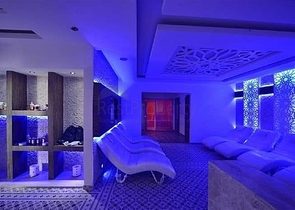 ضمن مجمع سكني عائلي - شقة غرفتين وصالة مفروشة - في افسلار / الانيا 