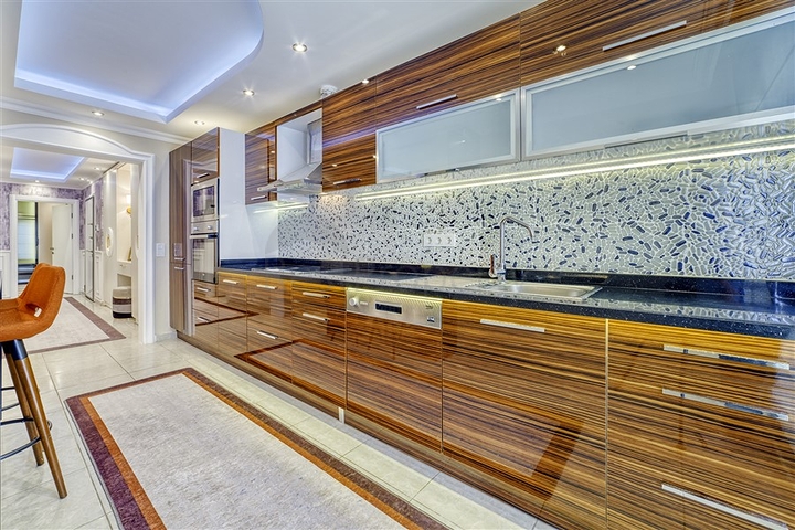 شقة عائلية انيقة مفروشة -تصميم 1+2 - في مهموتلار / الانيا 