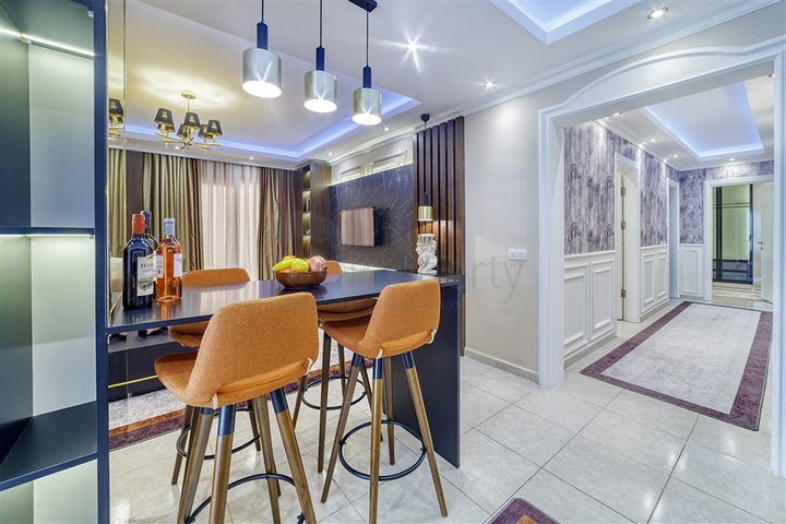 شقة عائلية انيقة مفروشة -تصميم 1+2 - في مهموتلار / الانيا 