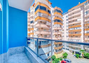 شقة 1+1 في محمودلار