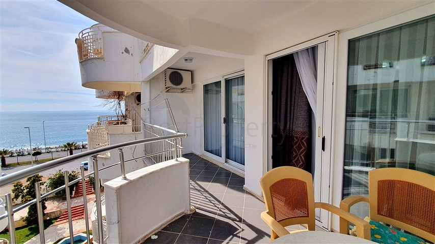 اطلالة بحرية - صف اول - شقة غرفتين وصالة - مفروشة - بسعر مناسب -في مهموتلار / الانيا 