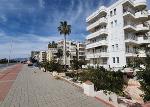 اطلالة بحرية - صف اول - شقة غرفتين وصالة - مفروشة - بسعر مناسب -في مهموتلار / الانيا 