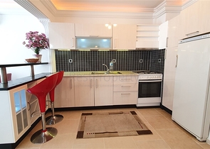 اطلالة بحرية - صف اول - شقة غرفتين وصالة - مفروشة - بسعر مناسب -في مهموتلار / الانيا 