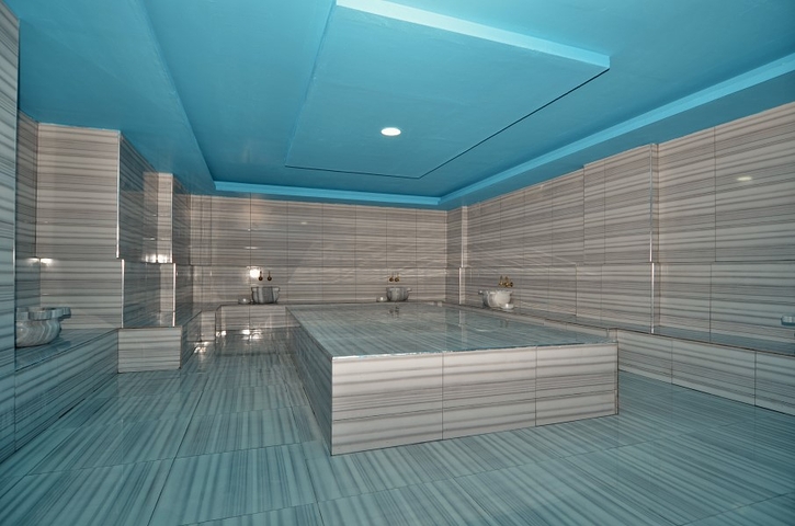 شقق للبيع في كاستل - غرفة وصالة مفروشة ضمن مجمع سكني - مدينة الانيا 