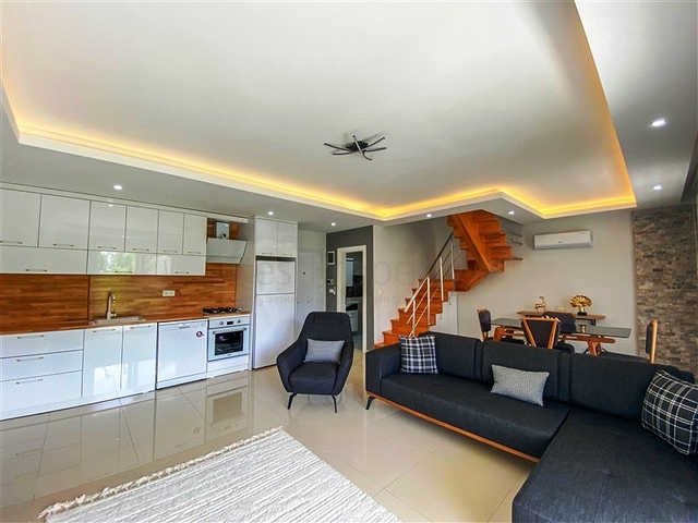 شقق للبيع في كاستل - غرفة وصالة مفروشة ضمن مجمع سكني - مدينة الانيا 