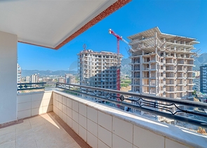 شقة 2+1 في محمودلار على بعد 500 متر من البحر