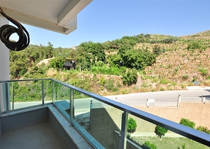 اطلالة مفتوحة على الغابة - شقة 2 غرفة وصالة - ضمن مجمع حديث -في كارجي جاك / الانيا 