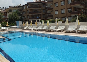 موقع مميز - مناسبة للاستثمار - شقة غرفة وصالة في منطقة اوبا - الانيا 