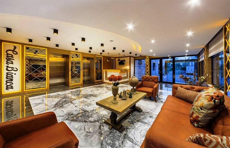 شقة انيقة  - غرفة وصالة مفروشة -ضمن مجمع حديث - في محمودلار / الانيا