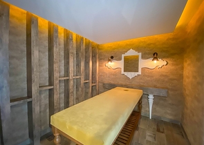 شقة انيقة  - غرفة وصالة مفروشة -ضمن مجمع حديث - في محمودلار / الانيا