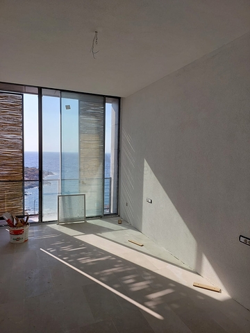 يقع المشروع على الساحل الأول في منطقة ياليكافاك