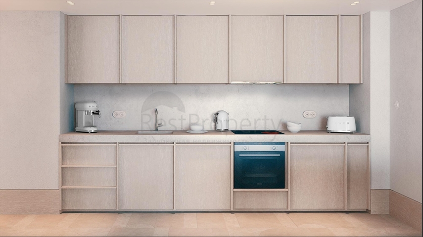 يقع المشروع على الساحل الأول في منطقة ياليكافاك