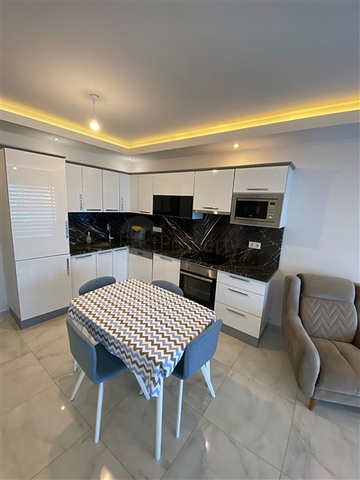 ضمن مجمع فاخر - قريب من البحر - شقة غرفة وصالة مفروشة - في مهوتلار / الانيا 