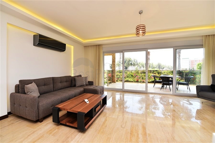 حديقة دوبلكس بالقرب من البحر في كوناكلي