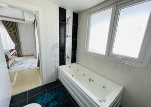 بنتهاوس مع إطلالة بانورامية لا تصدق