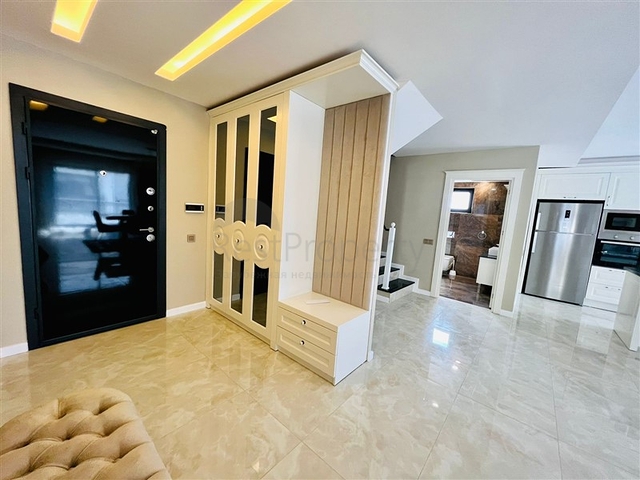 اطلالة بحر - مجمع فاخر - شقة 2 غرفة وصالة - جديدة - في كارجي جاك / الانيا 