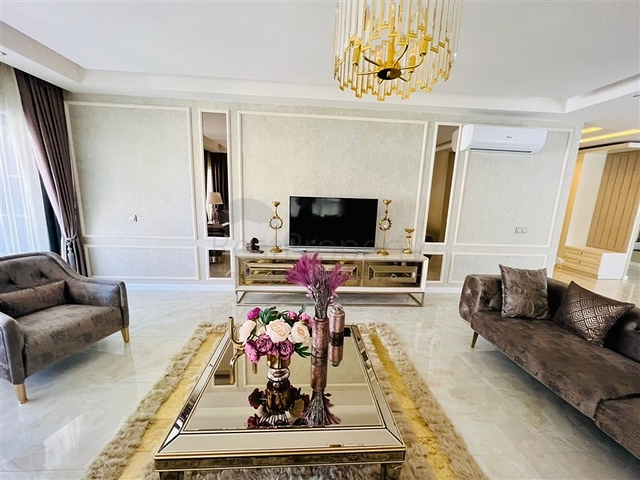 اطلالة بحر - مجمع فاخر - شقة 2 غرفة وصالة - جديدة - في كارجي جاك / الانيا 