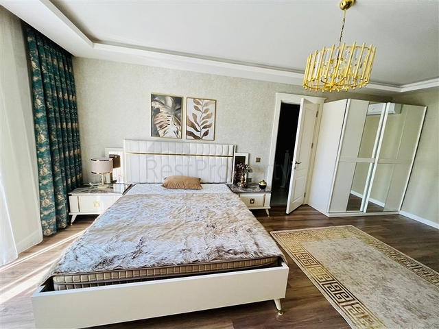 اطلالة بحر - مجمع فاخر - شقة 2 غرفة وصالة - جديدة - في كارجي جاك / الانيا 