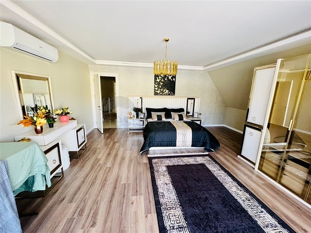 اطلالة بحر - مجمع فاخر - شقة 2 غرفة وصالة - جديدة - في كارجي جاك / الانيا 