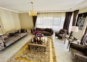 اطلالة بحر - مجمع فاخر - شقة 2 غرفة وصالة - جديدة - في كارجي جاك / الانيا 