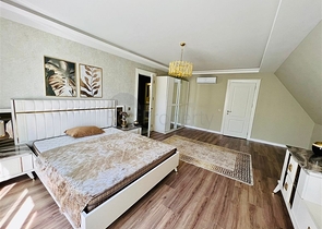 اطلالة بحر - مجمع فاخر - شقة 2 غرفة وصالة - جديدة - في كارجي جاك / الانيا 