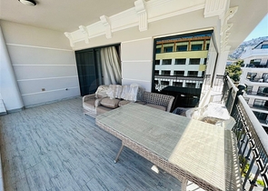 اطلالة بحر - مجمع فاخر - شقة 2 غرفة وصالة - جديدة - في كارجي جاك / الانيا 