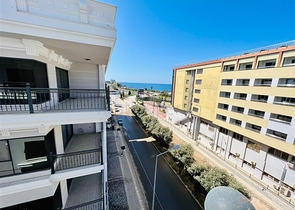 اطلالة بحر - مجمع فاخر - شقة 2 غرفة وصالة - جديدة - في كارجي جاك / الانيا 