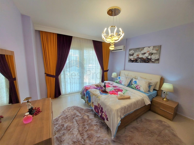 شقة فسيحة 2 + 1 على بعد 500 متر من البحر