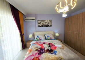 شقة فسيحة 2 + 1 على بعد 500 متر من البحر