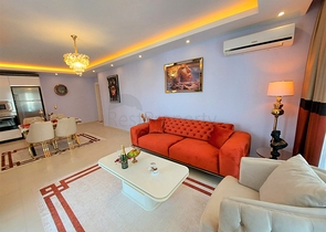 شقة فسيحة 2 + 1 على بعد 500 متر من البحر