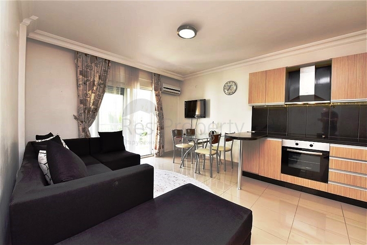 شقة 1+1 في وسط ألانيا 