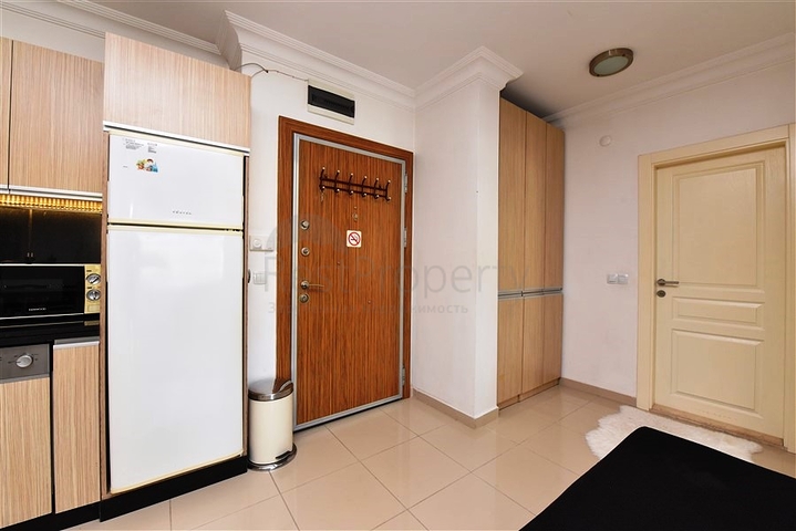 شقة 1+1 في وسط ألانيا 