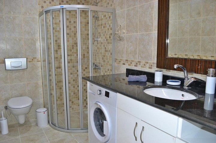 شقق فسيحة 2 + 1 في محمودلار