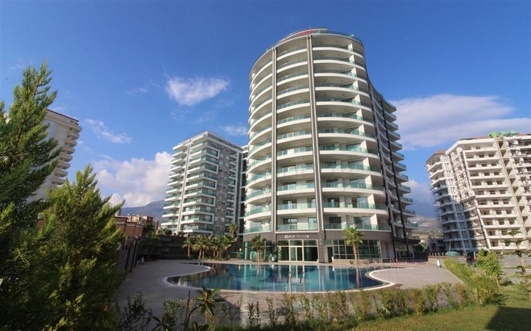 شقة غرفة وصالة مفروشة - ضمن مجمع حديث - في محمودلار / الانيا 